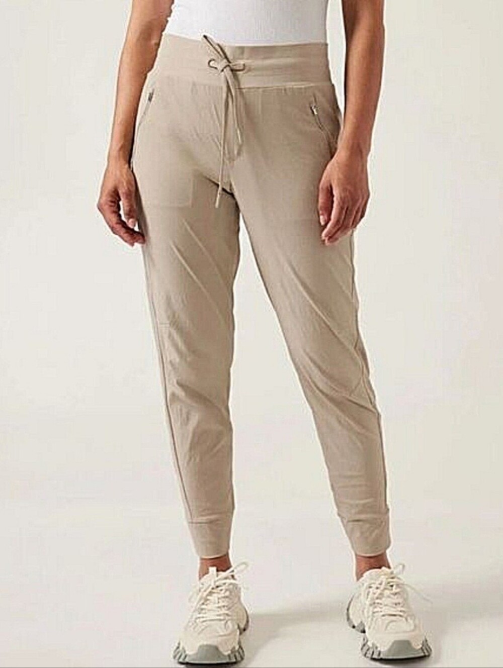Athleta "Trekkie North Jogger" Pant Khaki Tan | Women's Size 8